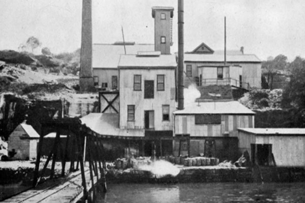 Historical photograph of Hunter's Hill uranium process plant